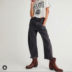 SOLD Frye Harness Rugged 8R boots - Square Toe